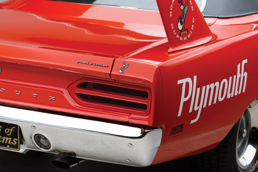 Детали экстерьера Plymouth Road Runner Superbird 1970 года  (фото 15 из 107)